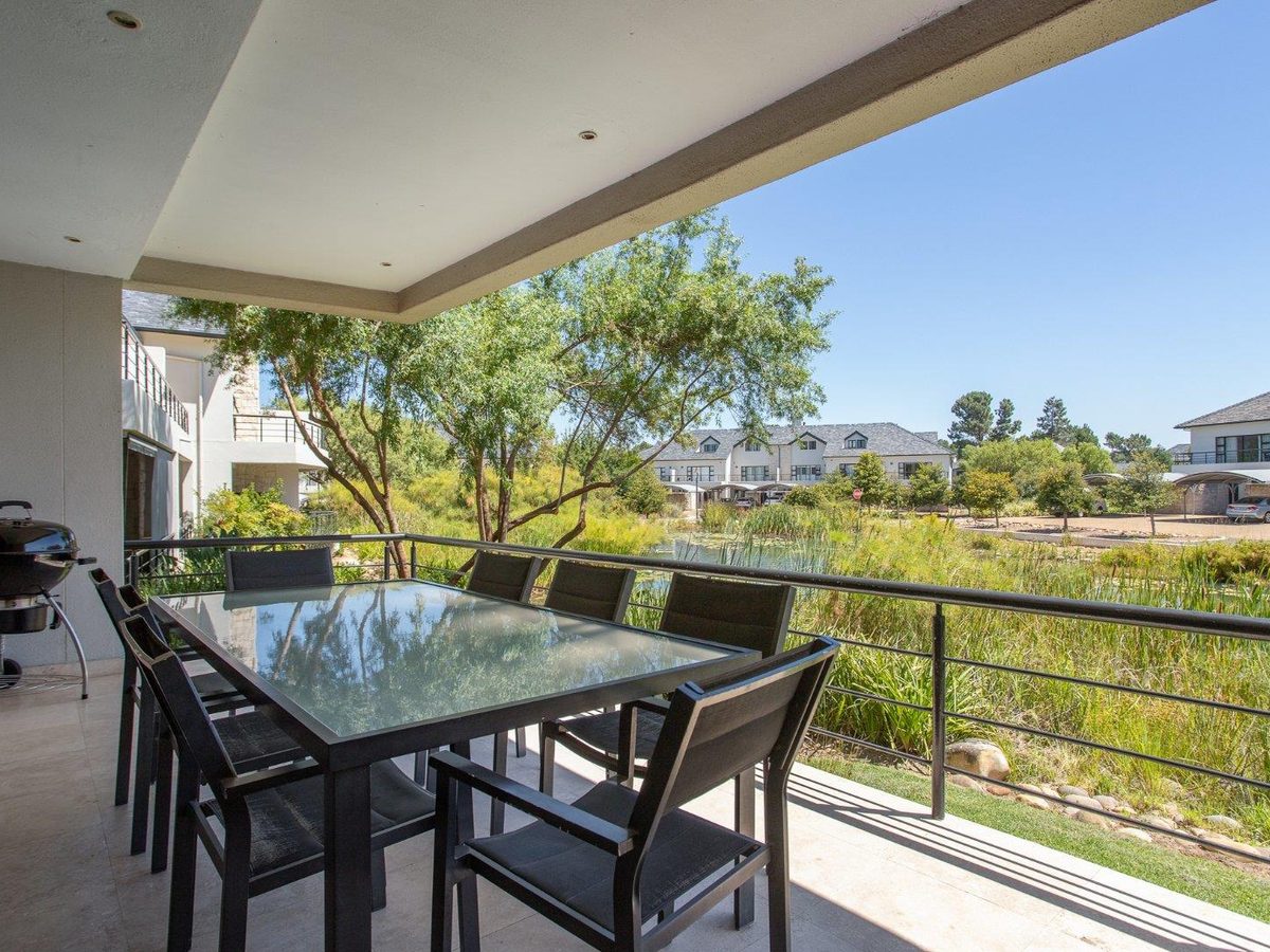 4 Bedroom Townhouse Sold in Pearl Valley Golf Estate, Paarl — R 9 500 000